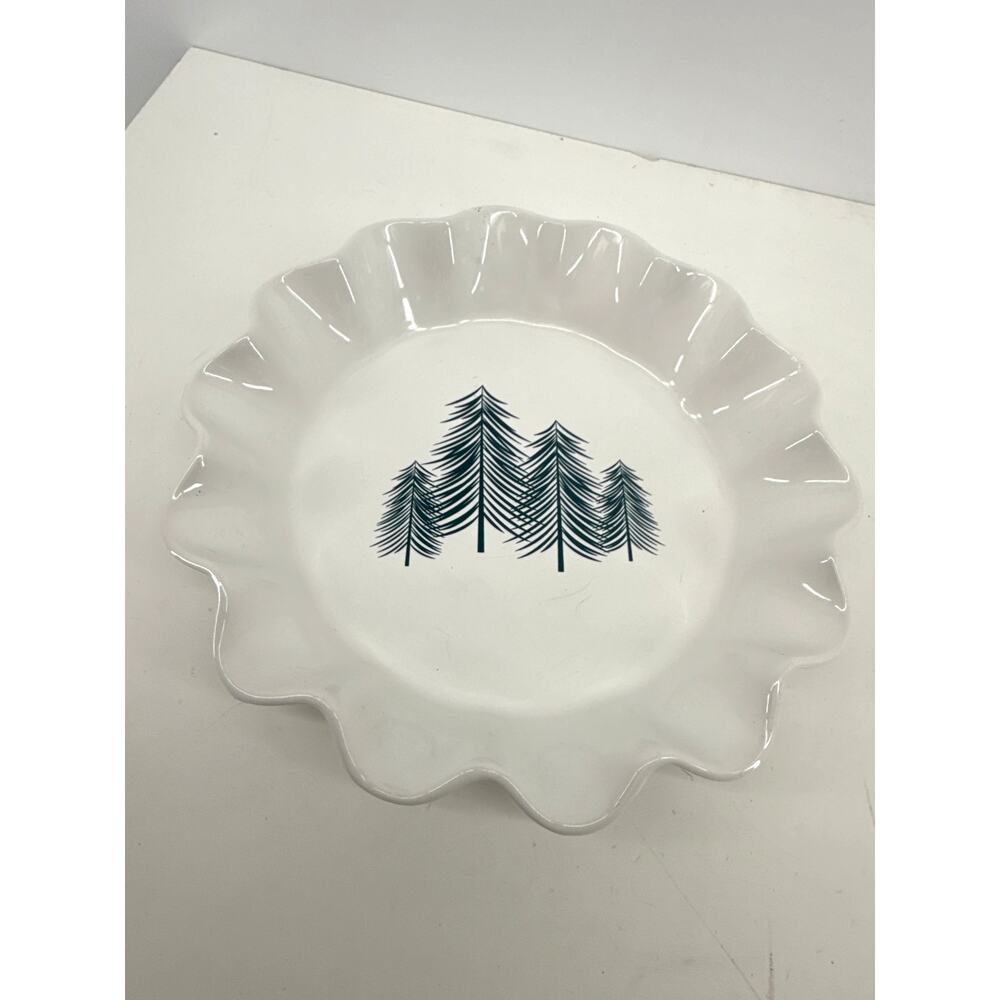 Crofton Green Pine Tree Pie Plate 10.5 Inch Scalloped Stoneware Woodland Holiday